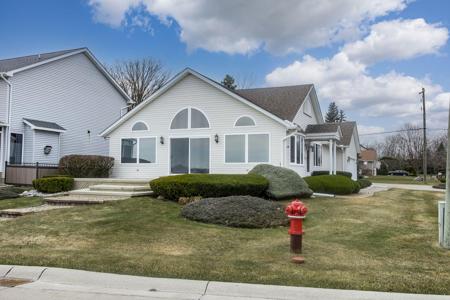 2560 RIVER Road