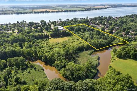 Lot 2 River Road
