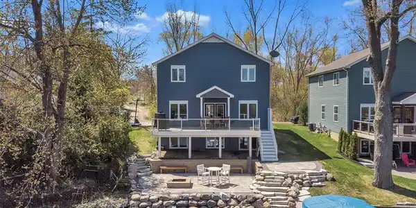 650 Fernhurst