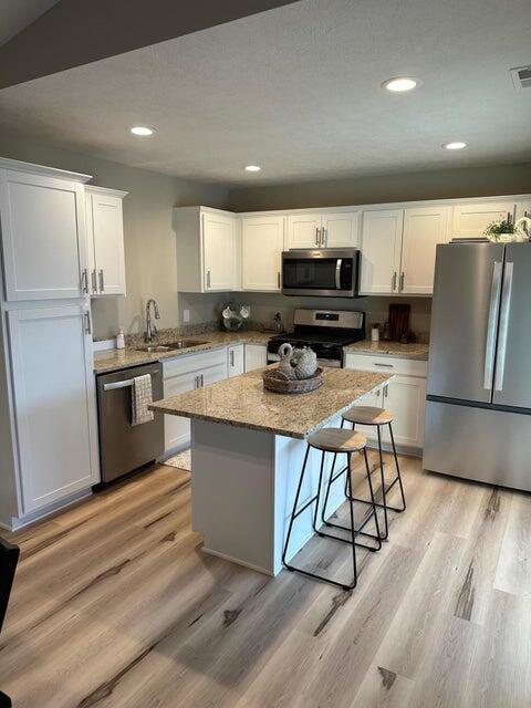 Image 3: kitchen