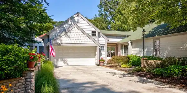 16990 Landing Drive