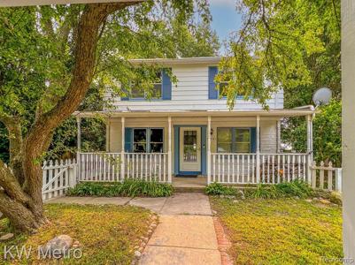 7378 LAKESHORE Drive