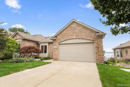 968 SUNSET Drive