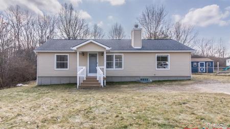 1169 PETTS Road