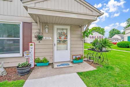 2777 FOX HOLLOW Court