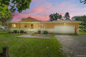 1418 Chicago Boulevard