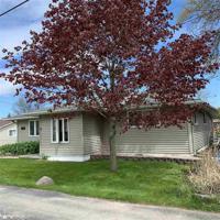 7818 LAKE DR