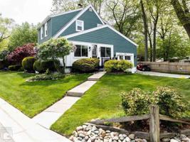 2985 SYLVAN DR