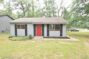 7265 CRESTMORE Street