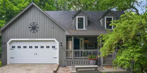 2405 CANDLEWICK Drive