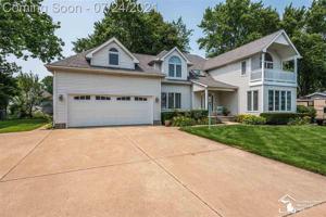 13501 VENETIAN DR