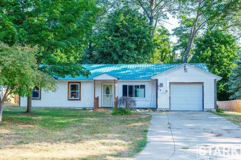 Image 1: 280ElmSt.StarkRealEstate-TonyaShipleyPho