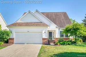 5256 PENTWATER Drive