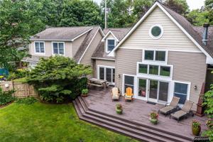 47 PEGGY Avenue