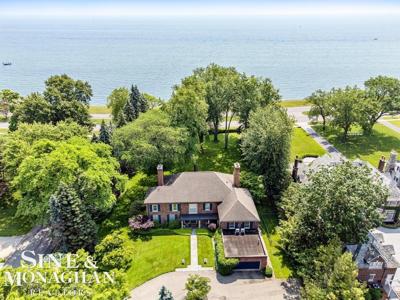 681 Lake Shore