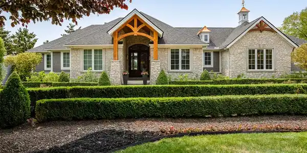 111 Kingsbury Drive