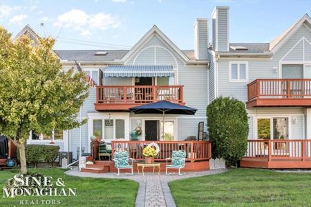 102 Kenyon Road