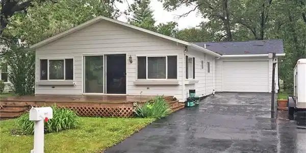 6647 Van Road
