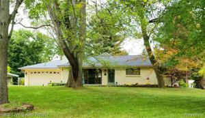 3536 LAKEWOOD Drive
