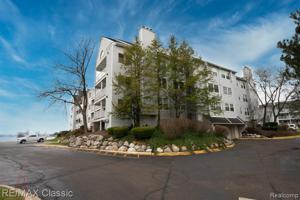 3565 PORT COVE DR APT 82