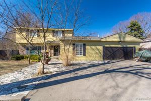 1200 BAMFORD Drive