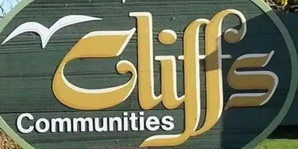 804 CLIFFS Drive