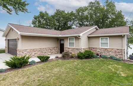 11819 GREENBRIAR Drive