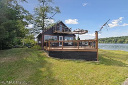2419 Gale Island Street