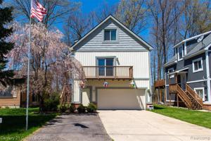 1352 MOCCASIN TRL Trail