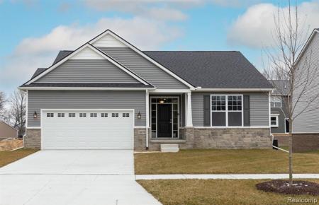 8676 SAWGRASS Lane