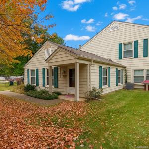 2631 Thornbrier Court