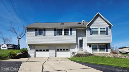 8751 Highland Ave Road