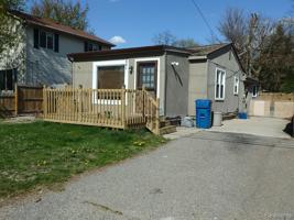 981 ROUND LAKE RD
