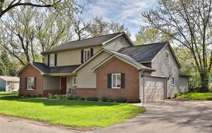 485 W GRAND TRAVERSE Street