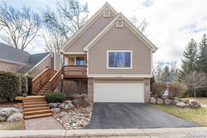 5570 NORTHCREST VILLAGE Drive