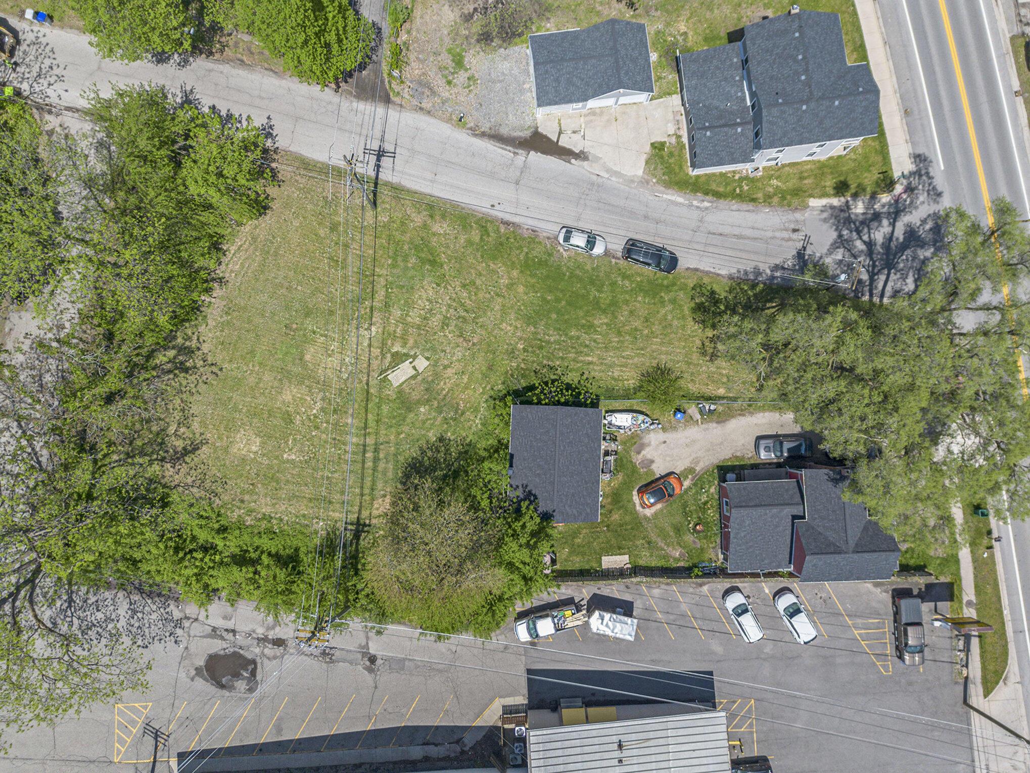 Image 3: 2 Lots Margaret Street