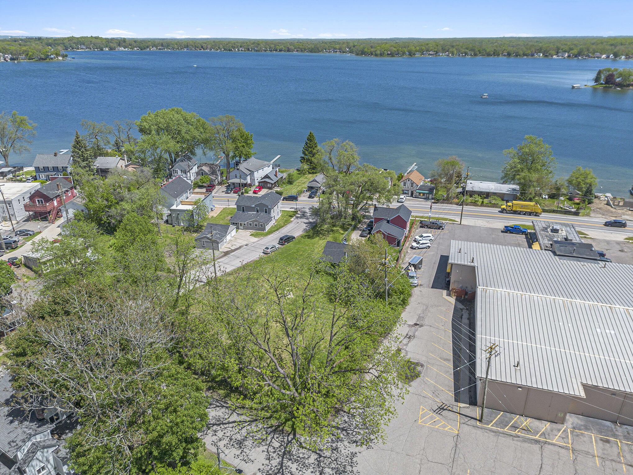 Image 4: 2 Lots Margaret Across from Lake