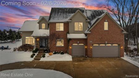 3241 Ledgewood Court