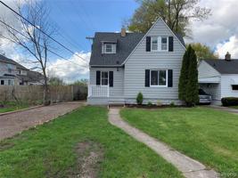 3872 BEECHGROVE S Drive