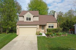 365 FEATHER Court