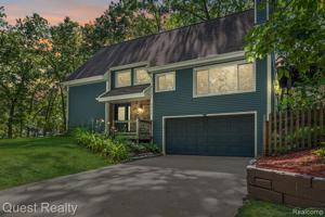 5000 ALGONQUIN Boulevard