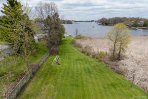 2386 CRANE Road