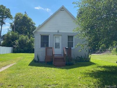 2712 LITTLE Street