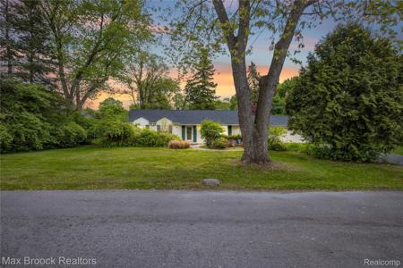 6485 Thurber Road