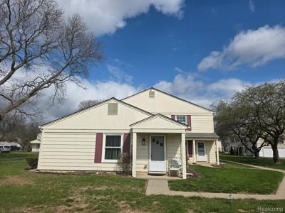 2831 Glenwood Court