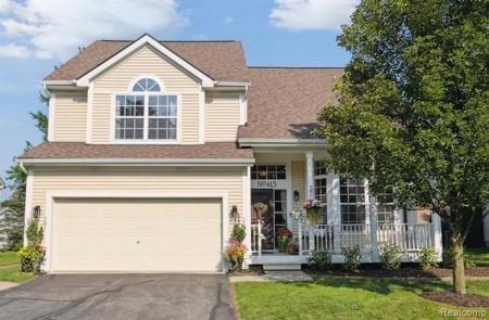 415 COURT Lane