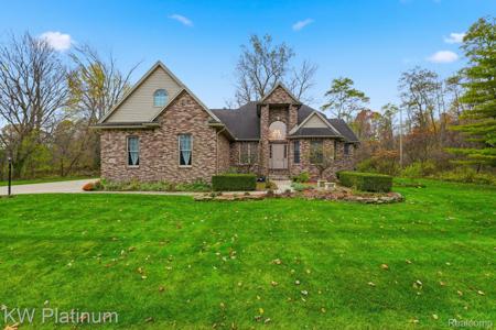 3365 Shorewood Avenue