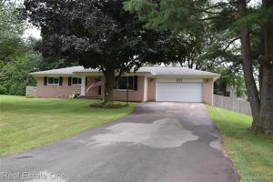 2687 MONTEBELLO Road