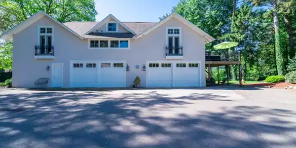 15785 Jennifer Lane