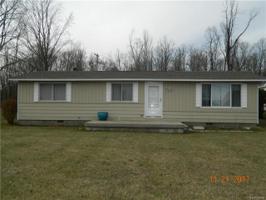 1075 LAKESIDE Drive